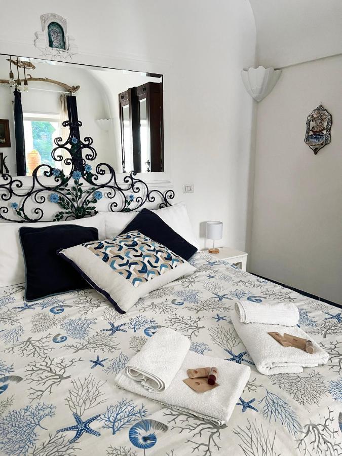 Capri Magic House On The Beach Екстер'єр фото