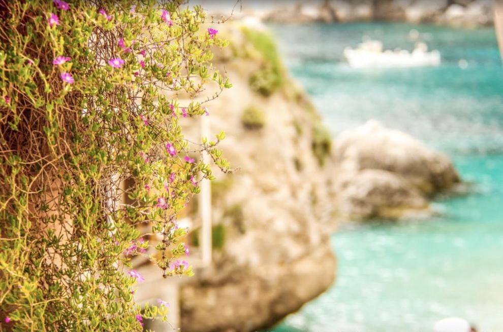 Capri Magic House On The Beach Екстер'єр фото
